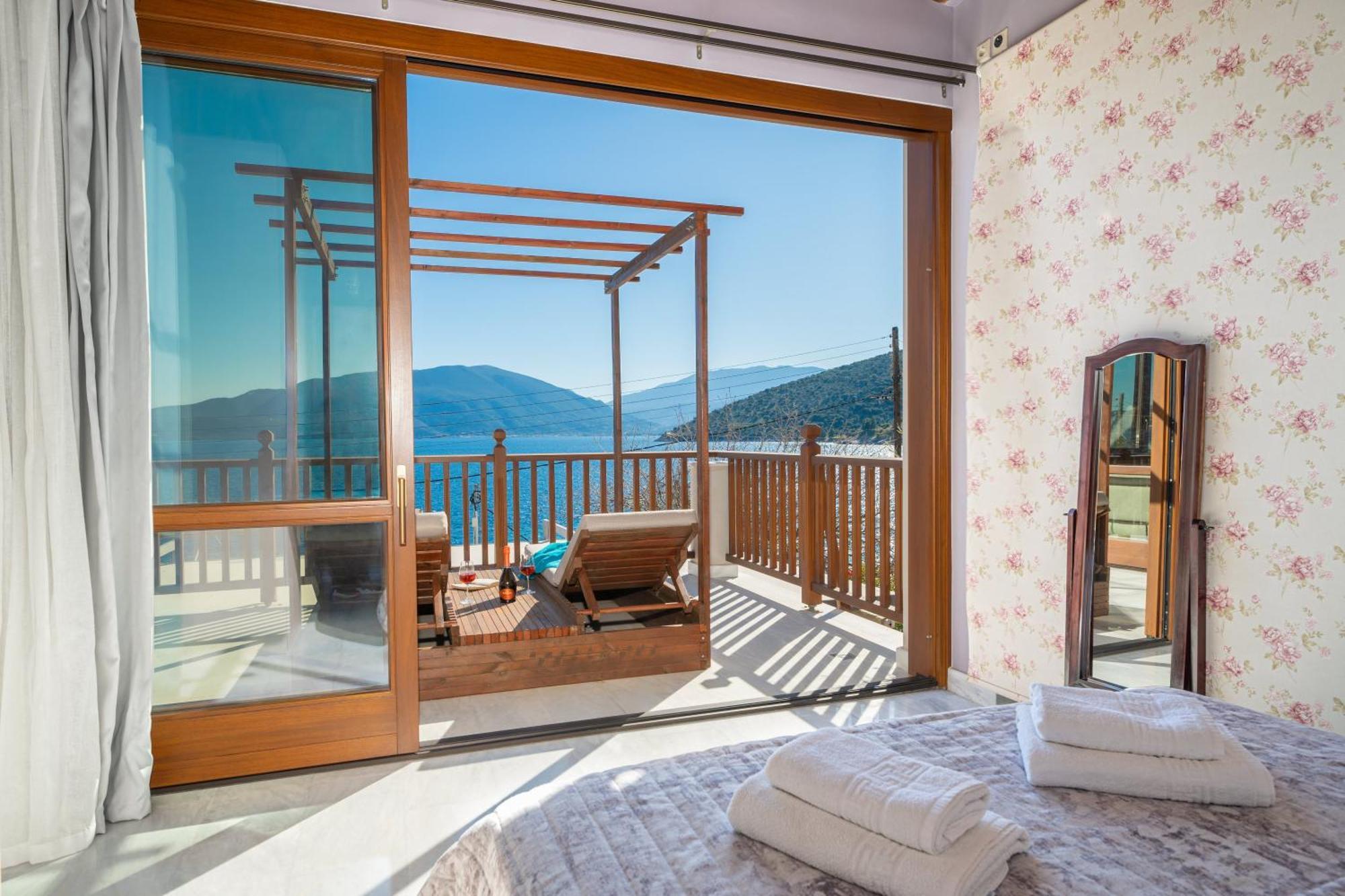Sea Rock Apartment أيّا إفيميا المظهر الخارجي الصورة